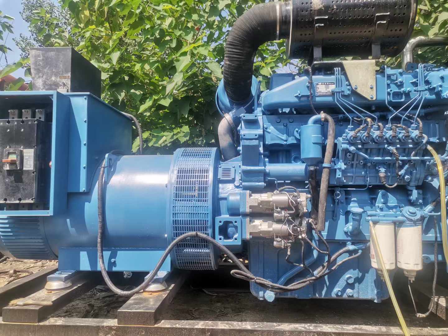 富顺详细说明降低 800kW 柴油发电机输出电流波动的方法